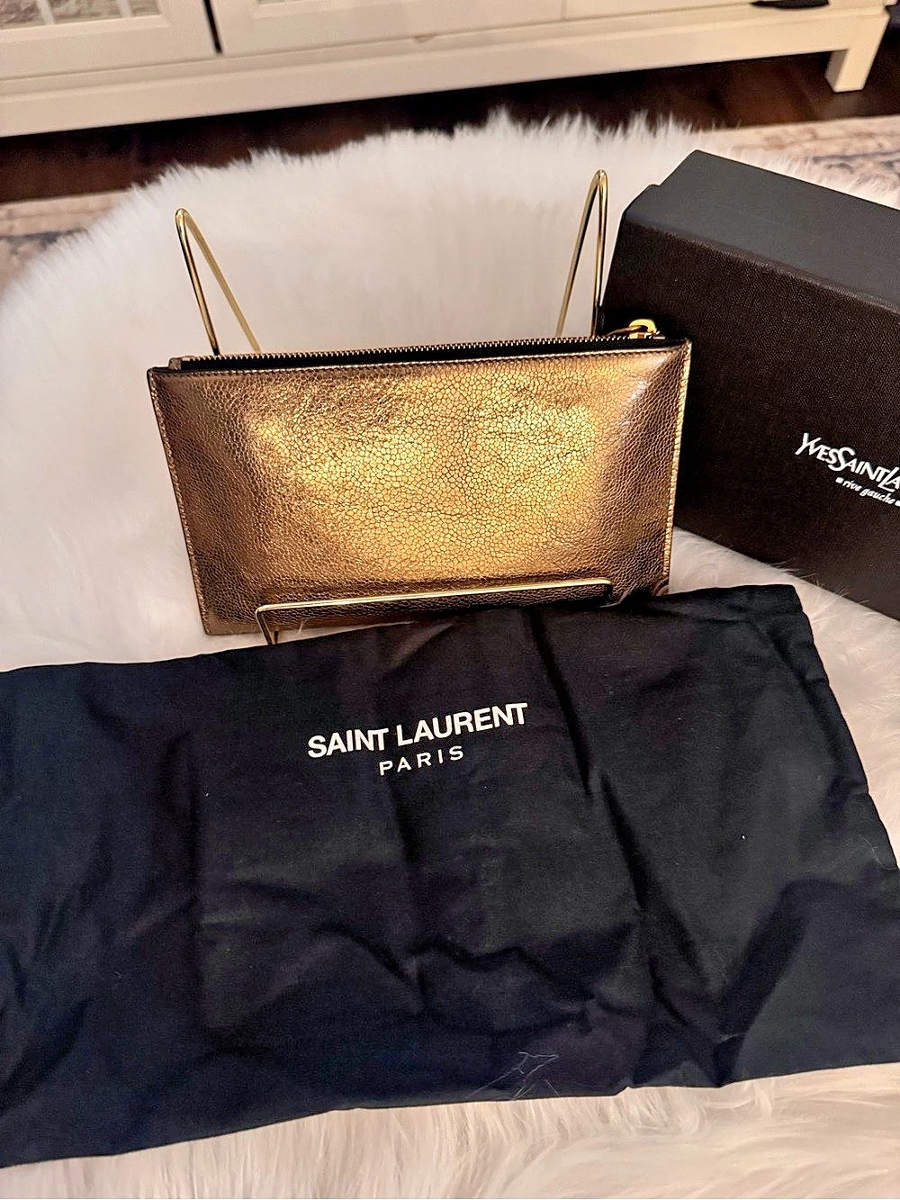 Saint Laurent (YSL) Metallic Gold Leather Pouch/Bill Wallet/ Clutch - Picture 4 of 12
